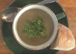 Soupe de lentilles et d’aubergines