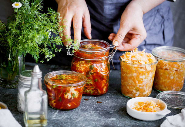 Selber Fermentieren, so geht's (Foto: Shutterstock/casanisa) Fermentieren