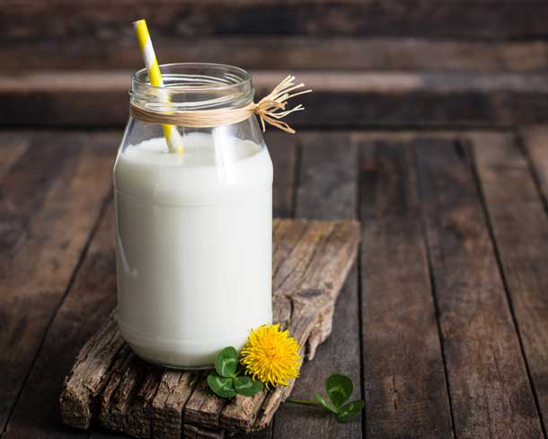 rechtsdrehende Milchsäure in frischer Kuhmilch (Bild: fotolia) frische Milch