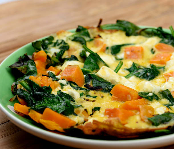 Frittata mit Süsskartoffeln, Spinat und Feta Frittata mit Süsskartoffeln, Spinat und Feta