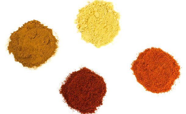 Un mélange d'épices peut aider (Foto: 123RF/B. Schonewille) Chili, Cannelle, Gingembre