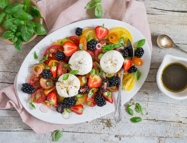 Burrata mit Tomatensalat