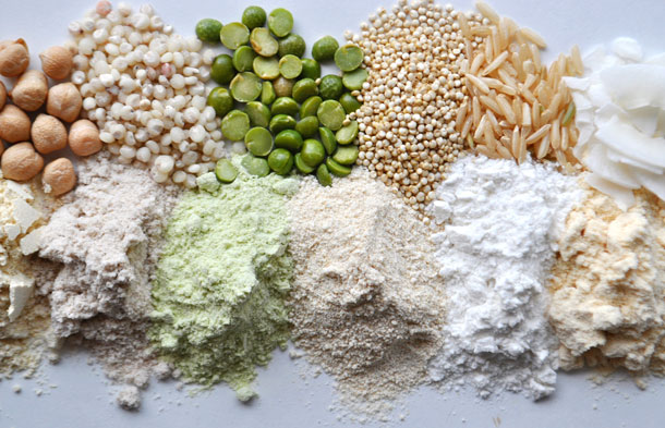 Auch mit Mehlen aus Kirchererbsen und Amaranth, Teff, Mandeln oder Quinoa lassen sich vorzüglich Brot und Brötchen, süsse Muffins und herzhafte Quiches herstellen, allerdings nur in einer Backform. 