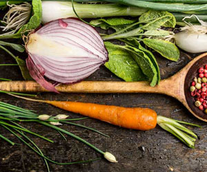 Heuschnupfen und Ernährung (Foto: 123RF, V. Shibut)
